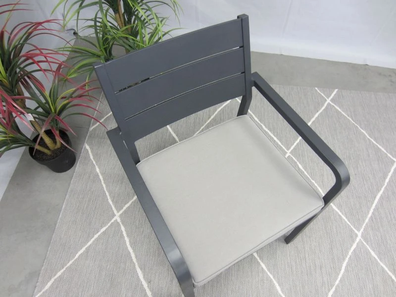 Te Velde Tuinmeubelen Barolo Aluminium Tuinstoel Antraciet 4 Te Velde Tuinmeubelen Barolo Aluminium Tuinstoel Antraciet - Afbeelding 4