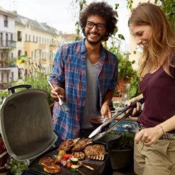 Weber® Q 1200 Gasbarbecue Met Stand -Tuin Vonk Verkoop 40 4 weber ® q 1200 gasbarbecue met stand 51012475