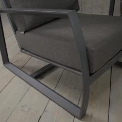 Taste By 4 Seasons Outdoor Mauritius Lounge-sofa-set 3 Zits Matt Carbon -Tuin Vonk Verkoop 41 4 taste by 4 seasons outdoor mauritius lounge sofa set 3 zits matt carbon detail 91084